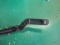 щеткодержатель (поводок стеклоочистителя, дворник) Ford C-Max 1 поколение 2003, 1.8 л., МКПП, минивэн, 3M5117526AA - фото №2