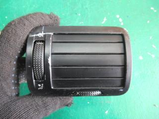 дефлектор обдува салона Volkswagen Passat B5 2000, 1.9 л., МКПП, универсал, 3B0819704D