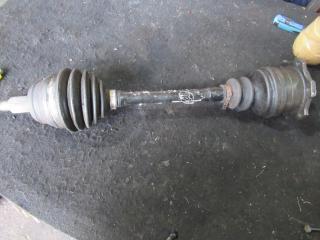 полуось передняя левая (приводной вал, ШРУС) Volkswagen Golf 3 поколение 1999, 1.9 л.