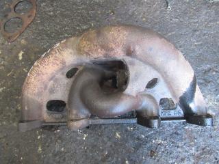 коллектор выпускной Volkswagen Passat B5 1999, 1.6 л., 06B253033H