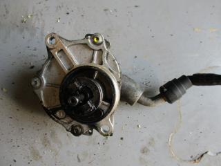 насос вакуумный Mercedes-Benz E-Класс W210/S210 1998, 2.2 л., A6112300065