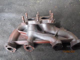 коллектор выпускной Volkswagen Golf 3 поколение 1999, 1.6 л., 06A253033H