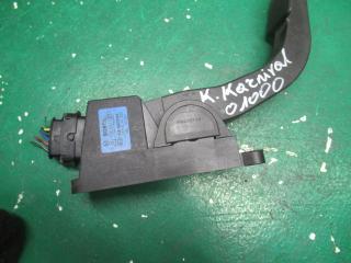 педаль Kia Carnival UP/GQ [рестайлинг] 2002, 2.9 л., МКПП, минивэн, 0281002541