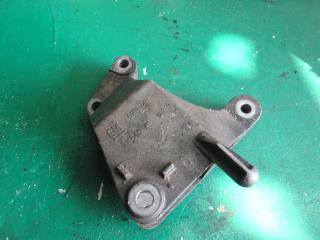 кронштейн КПП Opel Vectra C 2003, 2.2 л., МКПП, универсал, 9191148