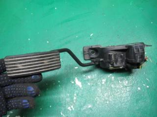 педаль Mitsubishi Grandis 1 поколение 2005, 2.0 л., МКПП, минивэн, 56210188