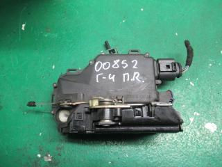 замок двери передней правой Volkswagen Bora 1 поколение 2001, 1.6 л., МКПП, универсал