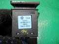 кнопка обогрева заднего стекла Volkswagen Golf 3 поколение 1999, 1J0959621C - фото №2