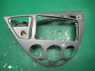 рамка под магнитолу Ford Focus 1 поколение 2001, 1.6 л., АКПП, универсал, 98ABA046A04