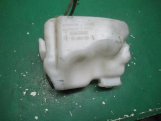 бачок омывателя Renault Scenic 2 поколение 2004, 1.6 л., МКПП, минивэн, 8200104706