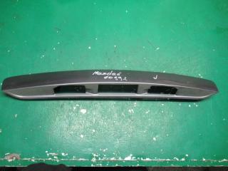 подсветка номера Mazda 6 GG 2004, 1.8 л., МКПП, хетчбэк 5 дв., GJ6L50811