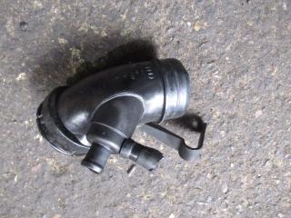 патрубок (трубопровод, шланг) Volkswagen Passat B5 1998, 1.8 л., 058133356D