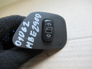 кнопка стеклоподъемника Mercedes-Benz E-Класс W210/S210 1997, 2.9 л., МКПП, седан