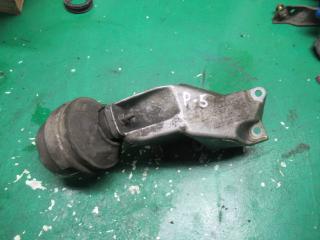 кронштейн двигателя Volkswagen Passat B5 1998, 8D0199307L