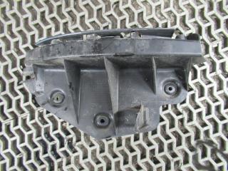 крепление бампера Audi A3 8P 2004, 1.6 л., МКПП, хетчбэк 5 дв., 8P3807393