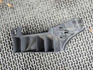 крепление бампера Volkswagen Polo 4 поколение 2003, 1.2 л., МКПП, хетчбэк 5 дв., 6Q6807375