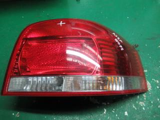фонарь задний правый Audi A3 8P 2004, 1.6 л., МКПП, хетчбэк 5 дв.