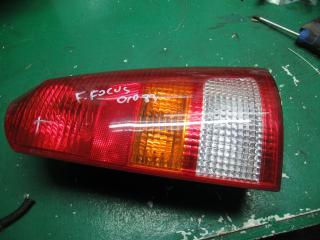 фонарь задний правый Ford Focus 1 поколение [рестайлинг] 2004, 1.6 л., МКПП, универсал