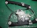 стеклоподъемник передний левый Mercedes-Benz C-Класс W203/S203/CL203 2001, 2.2 л., МКПП, универсал - фото №3
