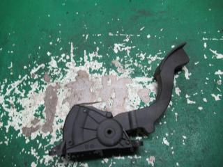 педаль Ford Focus 2 поколение 2007, 1.6 л., МКПП, универсал, 4M519F836AH