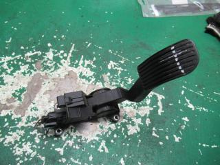 педаль Mercedes-Benz Vito W639 2005, 2.2 л., МКПП, 028100561