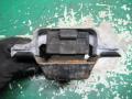 подушка крепления двигателя Volkswagen Caddy 2 поколение 2004, 2.0 л., МКПП, фургон, BN - фото №5
