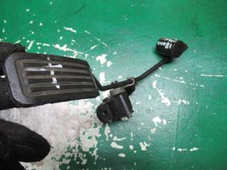 педаль Toyota Aygo 1 поколение 2005, 1.0 л., МКПП, хетчбэк 5 дв., 1016192