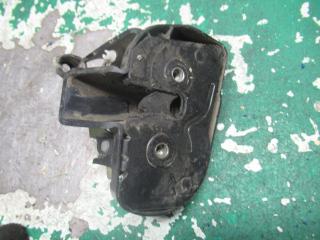 замок двери задней левой Volkswagen Caddy 2 поколение 2004, 2.0 л., МКПП, фургон, 7H0843603K