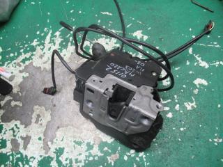замок двери передней левой Mercedes-Benz C-Класс W203/S203/CL203 2001, 2.2 л., МКПП, универсал, 2037200135