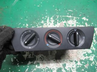 блок управления печки / климат-контроля Audi A6 4A/C4 1995, 2.0 л., МКПП, седан