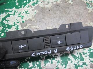кнопка ручного тормоза (ручника) Ford Focus 1 поколение [рестайлинг] 2005, 1.6 л., МКПП, универсал