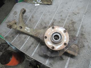 ступица передняя левая Audi A4 B5 1997, 1.8 л., МКПП, седан