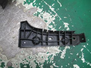 крепление бампера Audi A6 4A/C4 1997, 2.4 л., АКПП, универсал, 4B0807283B