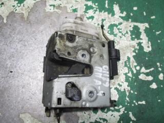 замок двери передней правой Audi A4 B5 1997, 1.9 л., МКПП, универсал, 8D1837016E
