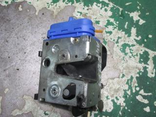 замок двери задней левой Audi A4 B5 1995, 1.9 л., МКПП, седан, 4A0839015H