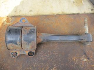 подушка крепления двигателя Volkswagen Polo 3 поколение 1998, 6N0199883, 6H0199855