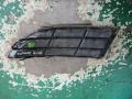 заглушка (решетка) в бампер Skoda Roomster 1 поколение 2010, 1.6 л., МКПП, фургон, 5J0807368A - фото №3