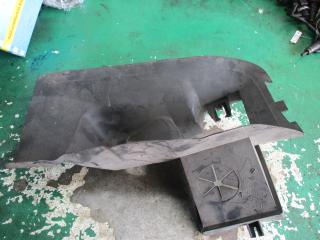 воздухозаборник Audi A4 B5 1998, МКПП, универсал, 3B0121468A