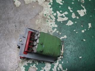 сопротивление печки Volkswagen Passat B5 1998, 1.9 л., МКПП, универсал, 8D0959263