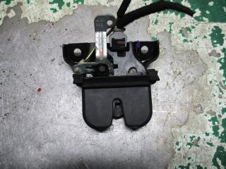 замок багажника Audi A3 8L 1997, 1.6 л., МКПП, седан, 8L0827505E
