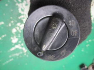 переключатель света Volkswagen Golf 3 поколение 1999, 2.0 л., МКПП, универсал, 1C0941531A