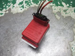 сопротивление печки Audi A3 8L 1999, 1.8 л., МКПП, хетчбэк 5 дв., 1J0907521