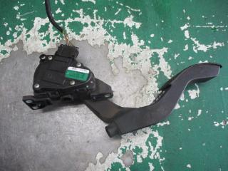 педаль Skoda Superb 1 поколение 2004, 1.8 л., МКПП, седан, 8D1721523F
