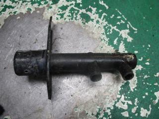 крепление бампера Audi A6 4A/C4 1996, 2.8 л., АКПП, универсал, 4A0807331C