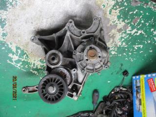кронштейн генератора Volkswagen Passat B5 1998, 1.9 л., 028903143AF
