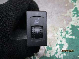 кнопка обогрева сидений Volkswagen Passat B5 1998, 1.6 л., МКПП, седан, 3B0963564