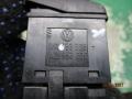 кнопка аварийной сигнализации Volkswagen Polo 3 поколение 1995, 1.0 л., МКПП, хетчбэк 5 дв., 6N1953235 - фото №3