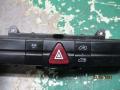 кнопка аварийной сигнализации Mercedes-Benz Sprinter 2 поколение (W906) 2007, 2.2 л., МКПП, микроавтобус, A9065450107 - фото №2