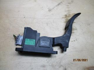 педаль Volkswagen Polo 3 поколение 2001, 6N1721503E, 0280752207