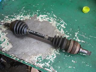 полуось передняя левая (приводной вал, ШРУС) Opel Astra G 1999, 1.4 л.