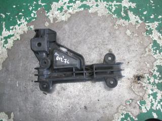 крепление бампера Audi A6 4A/C4 1996, 2.8 л., АКПП, универсал, 4A0807483A